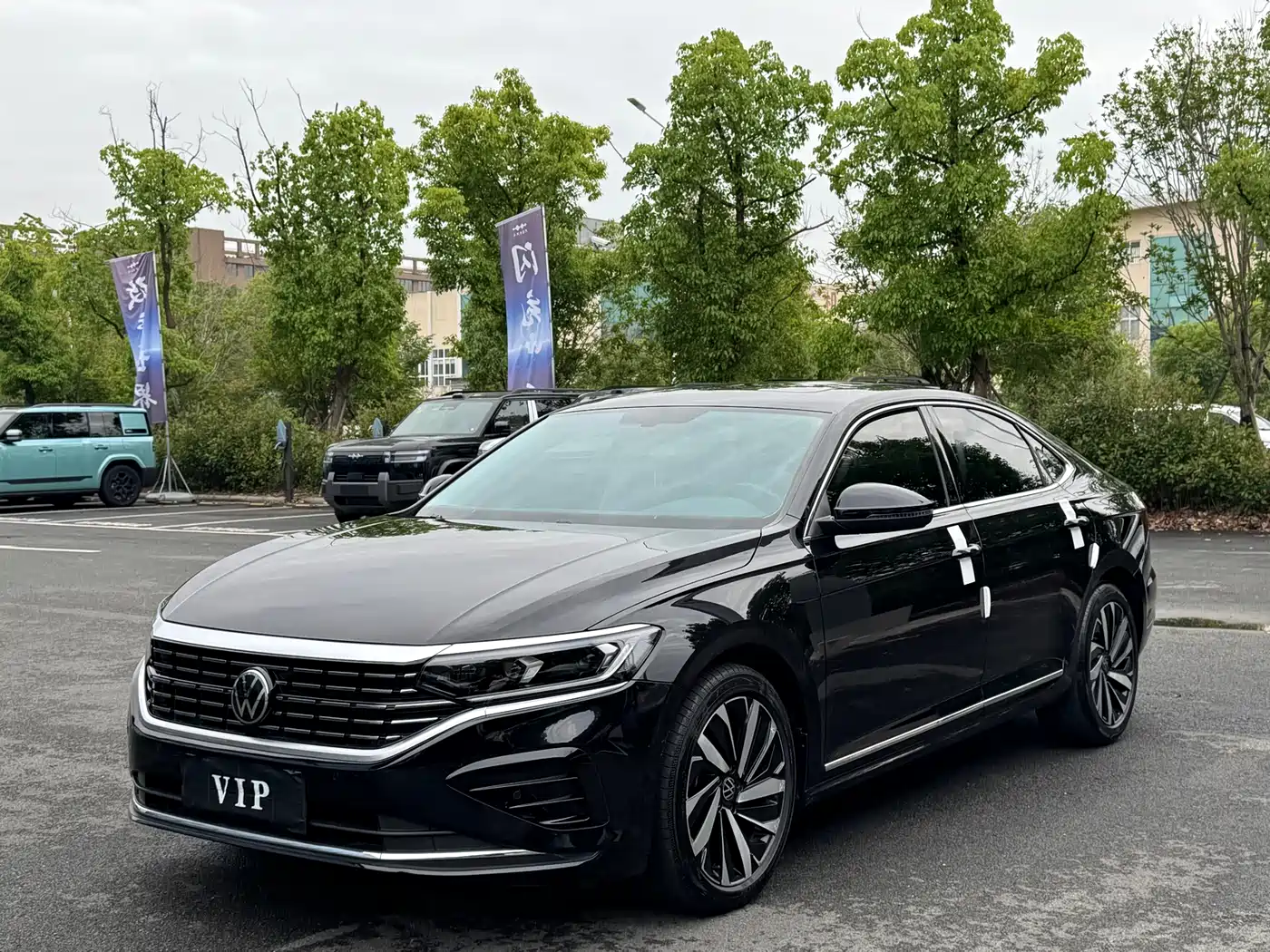 Volkswagen Passat 2024 330TSI Starlight Elite Edition