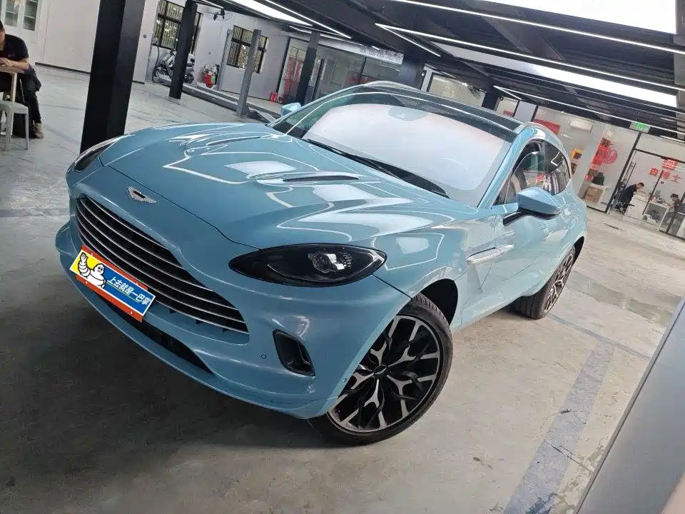 Aston Martin DBX 2021 4.0T V8 Silk Road Splendor