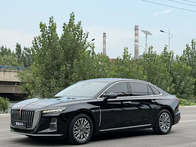 Hongqi H5 2023 2.0T Auto Smart Connect Flag Enjoy