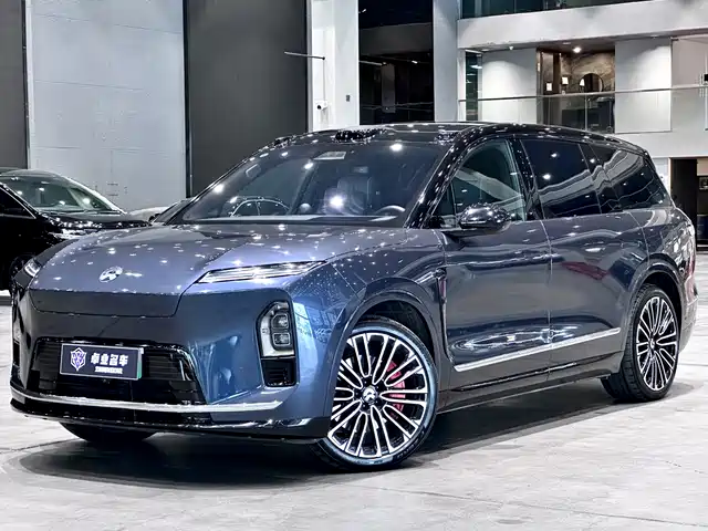 NIO ES8 2025 Base Model