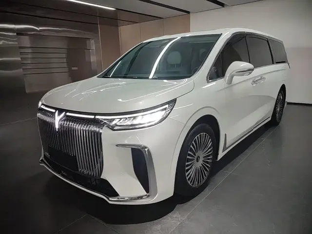 Voyah Auto Voyah Dreamer 2025 PHEV AWD Excellent Kunpeng Edition