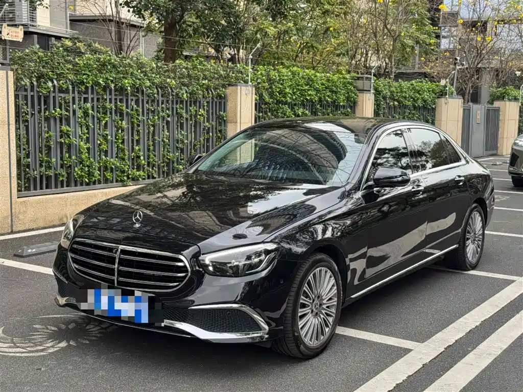Mercedes-Benz E-Class 2021 E 300 L Fashion