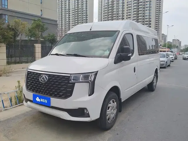SAIC Maxus Xintu V80 2023 2.0T Manual Classic Aoyun Long Wheelbase Medium Roof 6/7/8/9 Seats