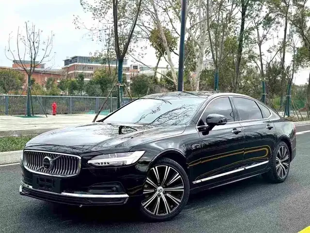 Volvo S90 2023 B5 Intelligent Elegance Luxury Edition