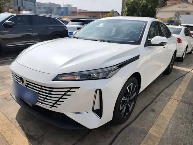 Changan Eado 2025 Blue Whale 1.5T 500Bar Premium