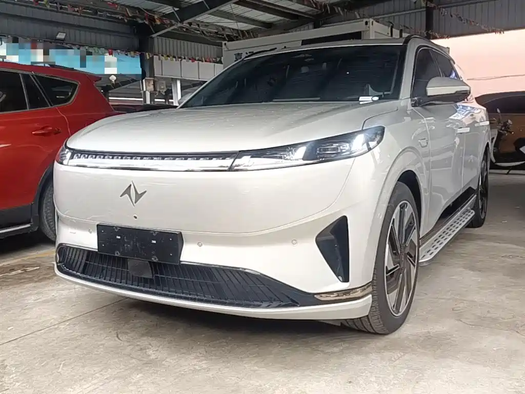 Dongfeng Yipai eπ008 2024 210Max Range Extender 6-Seater