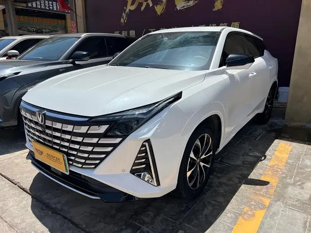 Changan UNI-Z New Energy 2024 Blue Whale iDD 125km Surpassing Edition