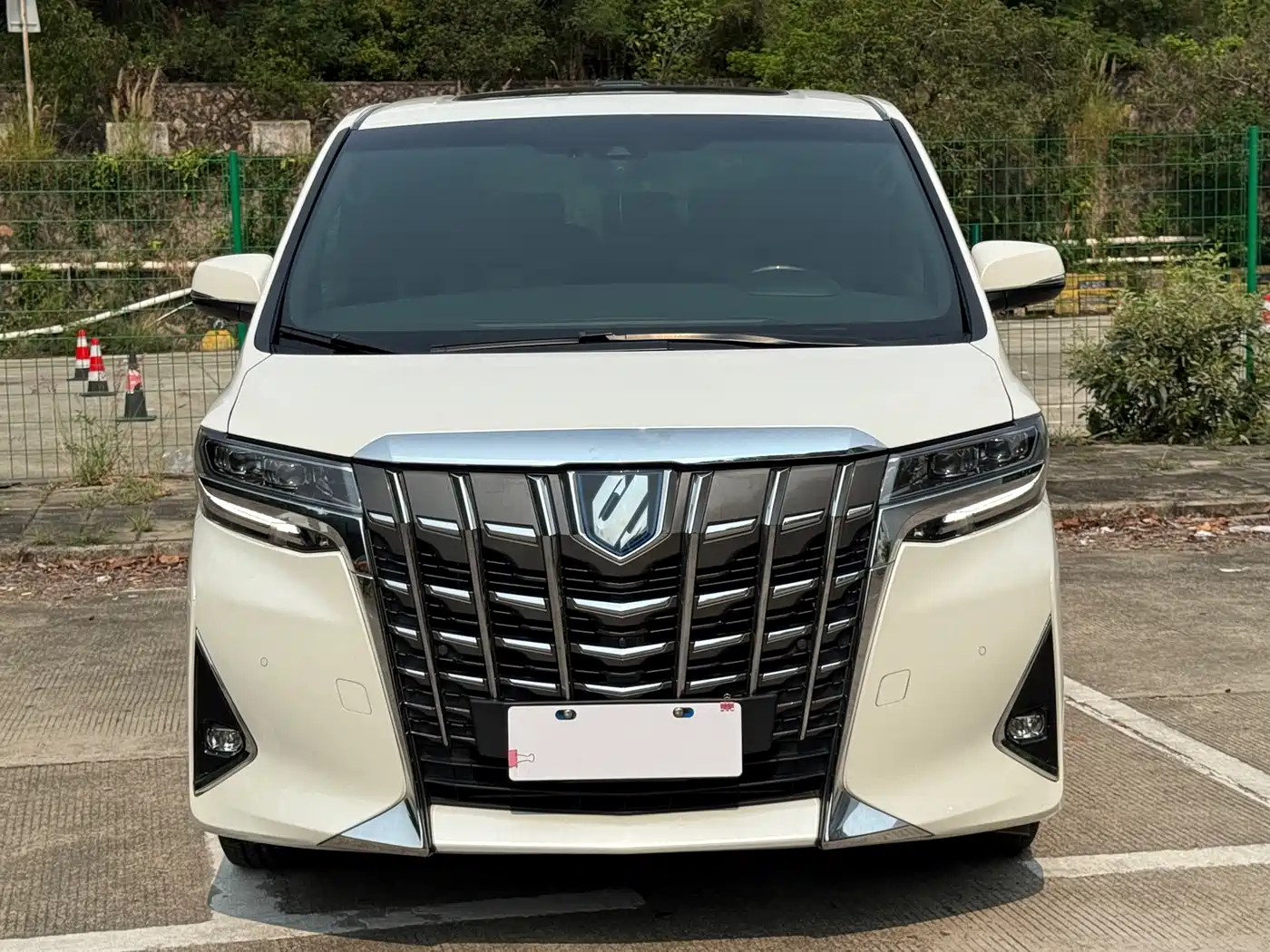 Toyota Alphard 2021 Hybrid 2.5L Premium