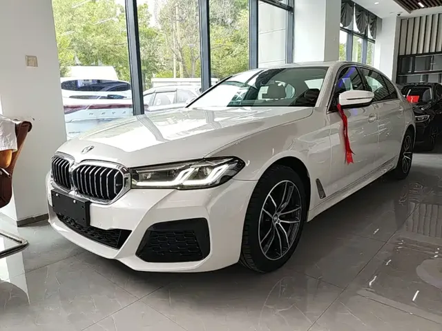 BMW 5 Series 2022 Facelift 525Li M Sport Package