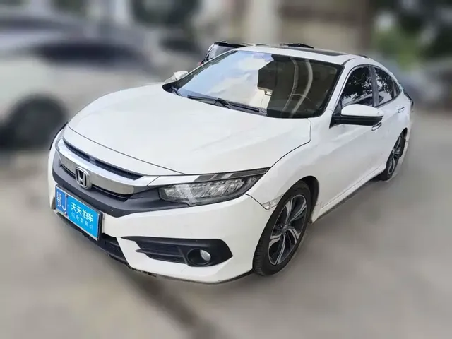 Honda Civic 2016 220TURBO CVT Luxury Edition
