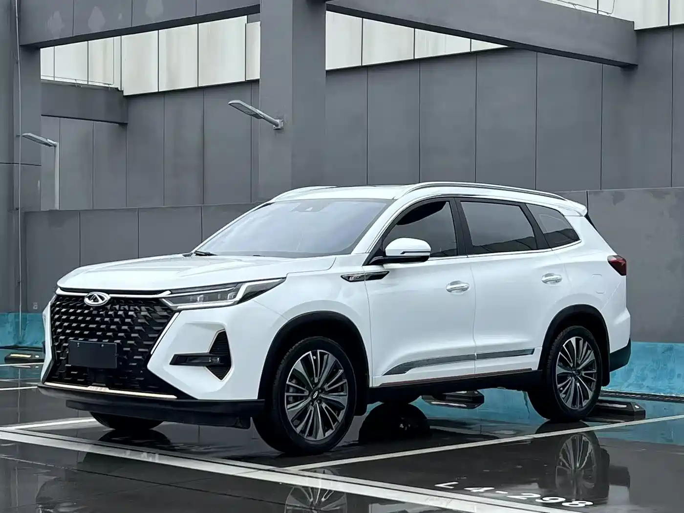 Chery Tiggo 8 PRO 2024 Champion Edition 290T 2WD Peak Edition 7-Seater
