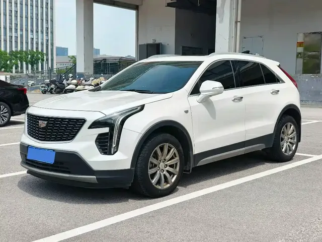 Cadillac XT4 2018 28T FWD Leading Edition