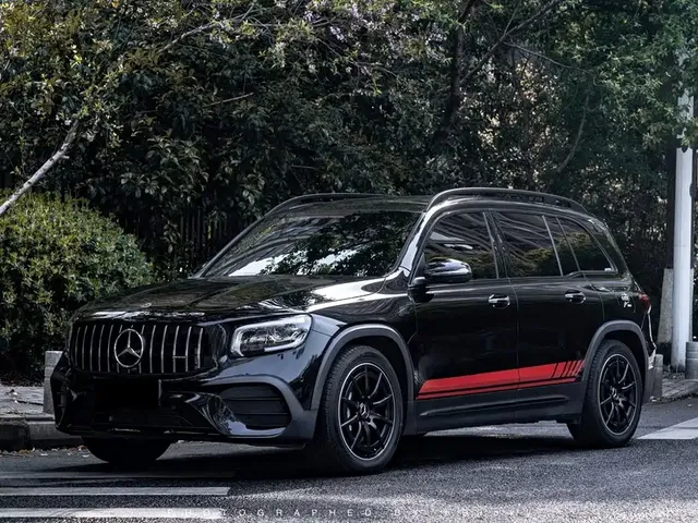 Mercedes-Benz GLB AMG 2021 Facelift AMG GLB 35 4MATIC