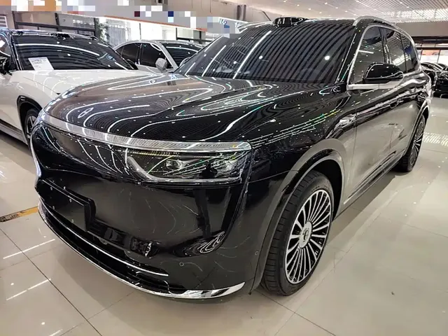 AITO Wenjie AITO M8 2025 Range Extender Max+ Edition 53.4kWh 5-seater
