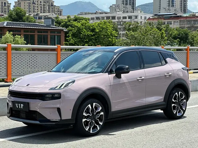 Lynk & Co 06 2021 1.5T Shero Pink Special Edition