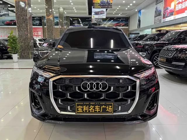 Audi Q7 2024 55 TFSI quattro S line Sport
