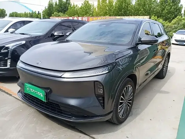 Dongfeng Aeolus L8 2025 Plug-in Hybrid