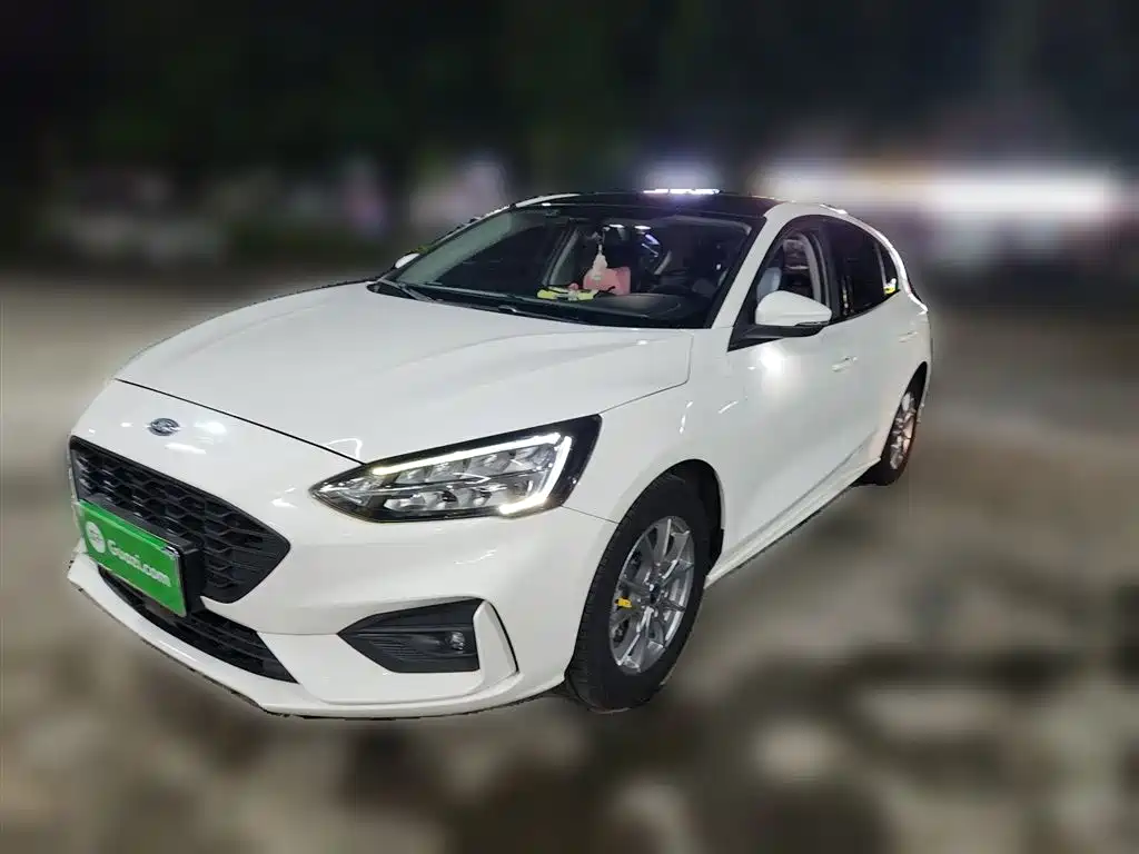 Ford Focus 2021 Hatchback EcoBoost 180 Auto Trend