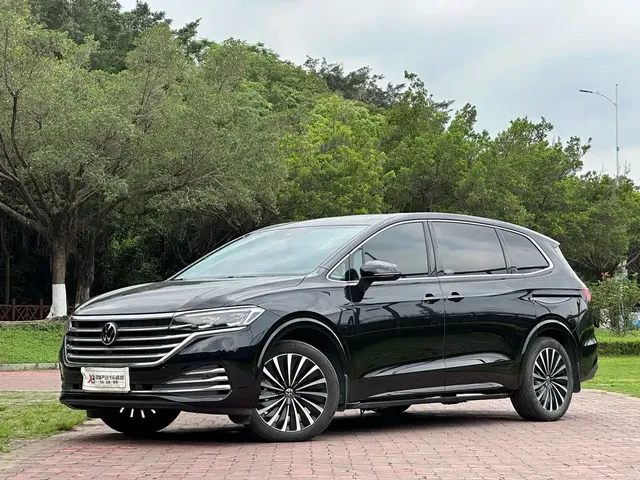 Volkswagen Viloran 2023 380TSI Premium Edition