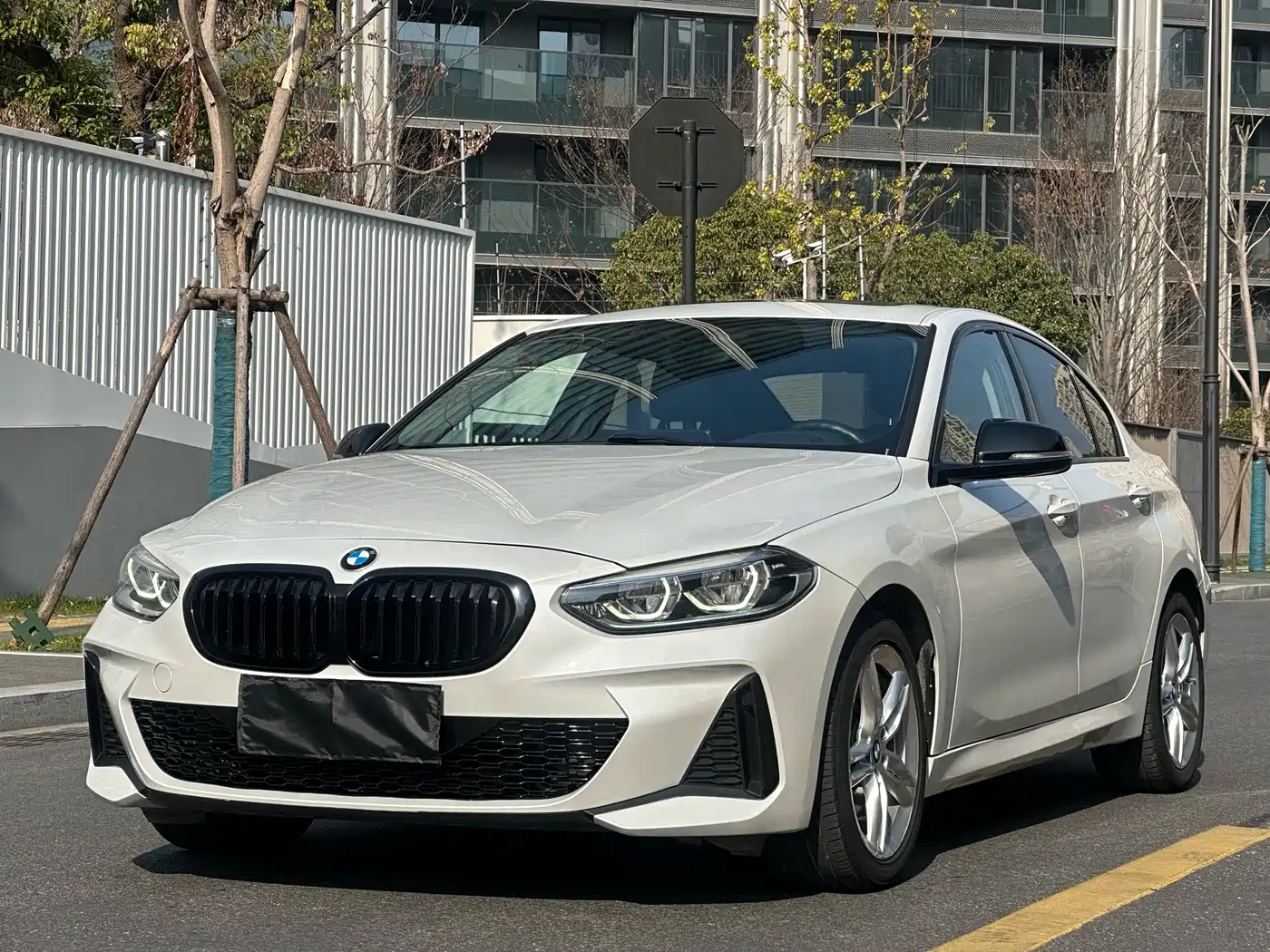 BMW 1 Series 2022 120i M Sport Shadow Edition
