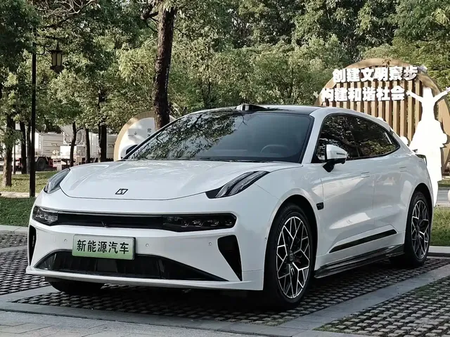 ZEEKR 001 2024 WE Edition 100kWh RWD