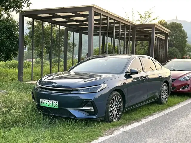 Geely Galaxy A7 2025 EM-i
