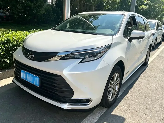 Toyota Sienna 2021 2.5L Hybrid Comfort Edition