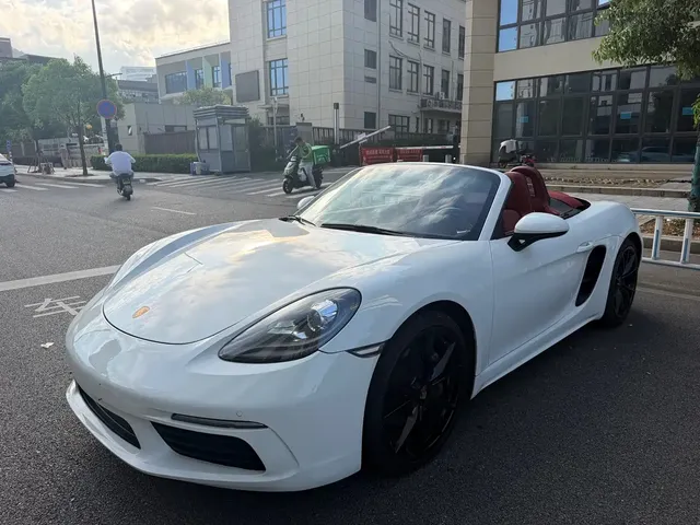 Porsche 718 2022 Boxster 2.0T