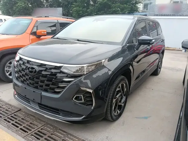 Hyundai Kustu 2021 270TGDi Premium LUX