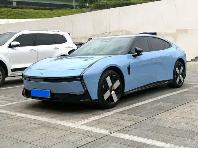 XPeng P7 2025 702km Long Range Edition