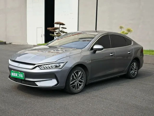 BYD Qin PLUS 2021 EV 500KM Luxury Model