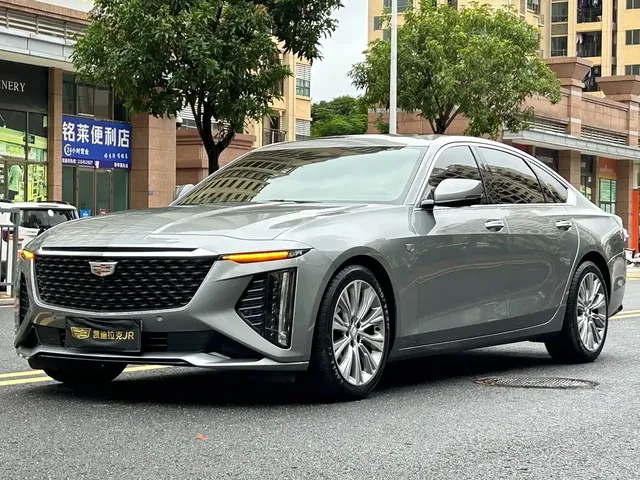 Cadillac CT6 2023 28T Premium Model
