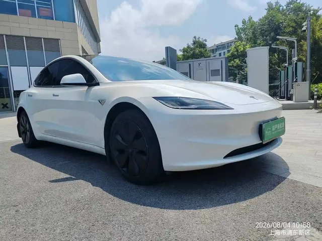 Tesla Model 3 2023 Rear-Wheel Drive