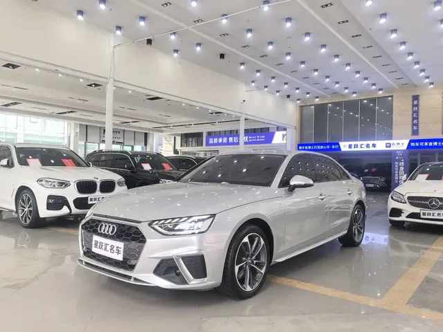 Audi A4L 2022 40 TFSI Fashion Dynamic