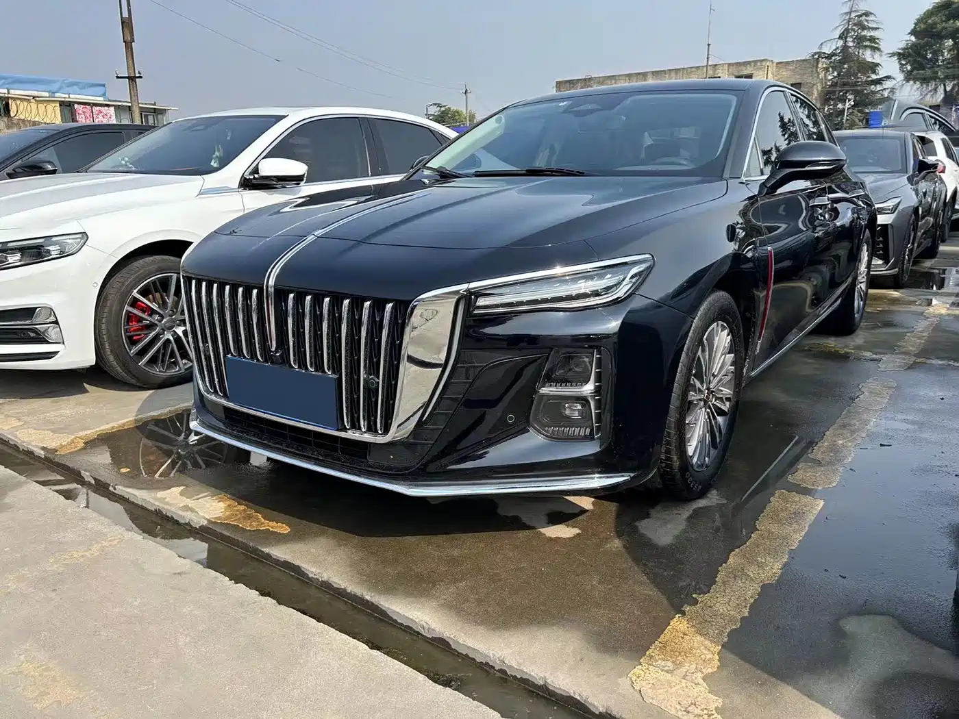 Hongqi H5 2023 1.5T DCT Smart Connect Joy Edition