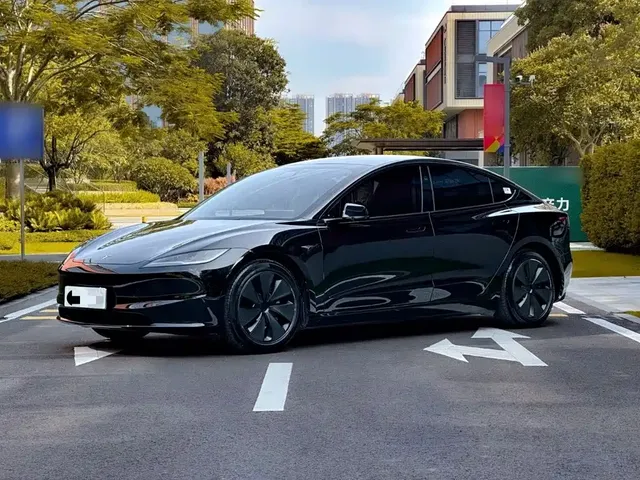 Tesla Model 3 2023 Long Range All-Wheel Drive