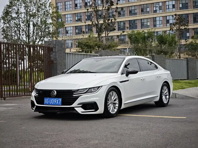 Volkswagen FAW-Volkswagen CC 2019 330TSI Charm Edition China VI