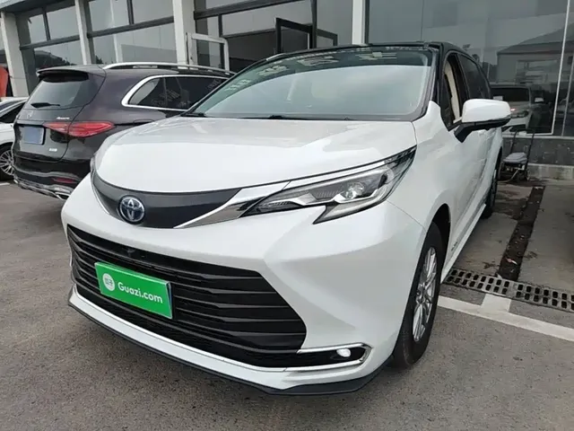 Toyota Sienna 2021 2.5L Hybrid Comfort Edition