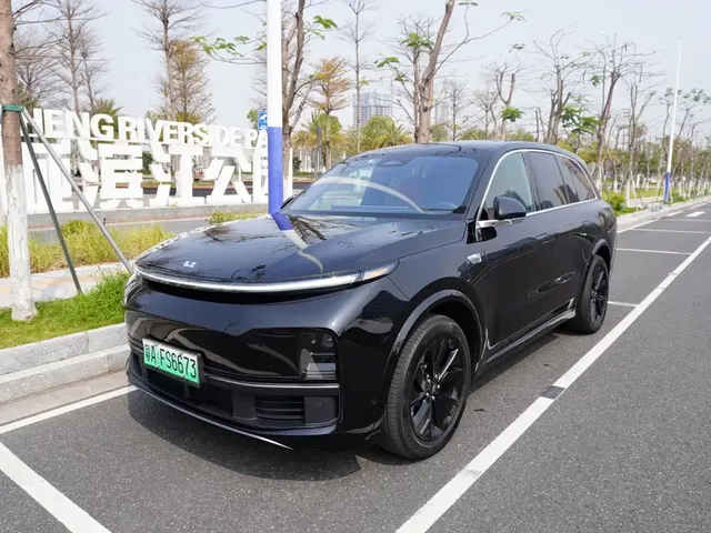 Li Auto Li L8 2023 Air
