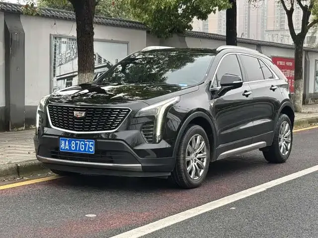Cadillac XT4 2023 Model Year 28T Two-Wheel Drive Luxury Model
