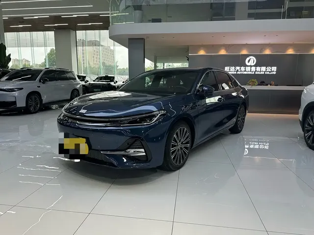 Geely Galaxy A7 2025 EM-i