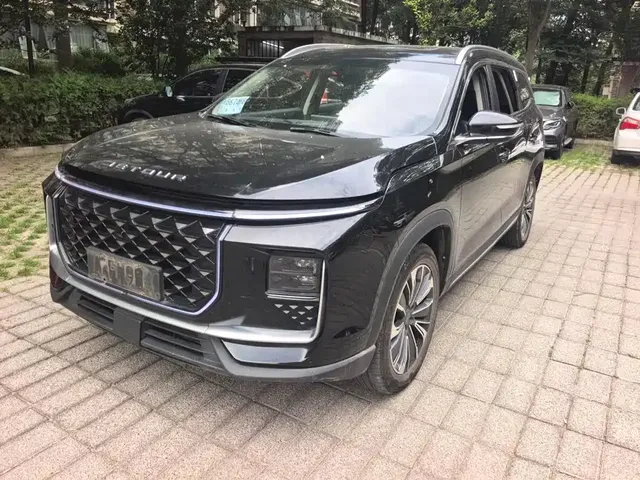 Jetour Shanhai L9 2024 1.5TD 2DHT Air 7-Seater