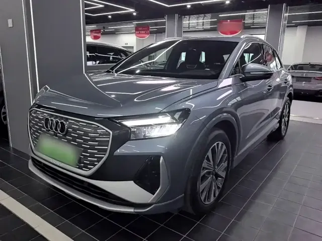 Audi Q4 e-tron 2024 40 e-tron Pioneer Edition