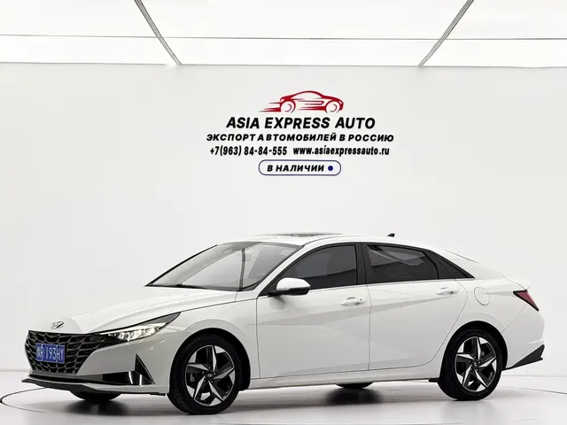 Hyundai Elantra 2021 1.5L CVT LUX Premium Edition