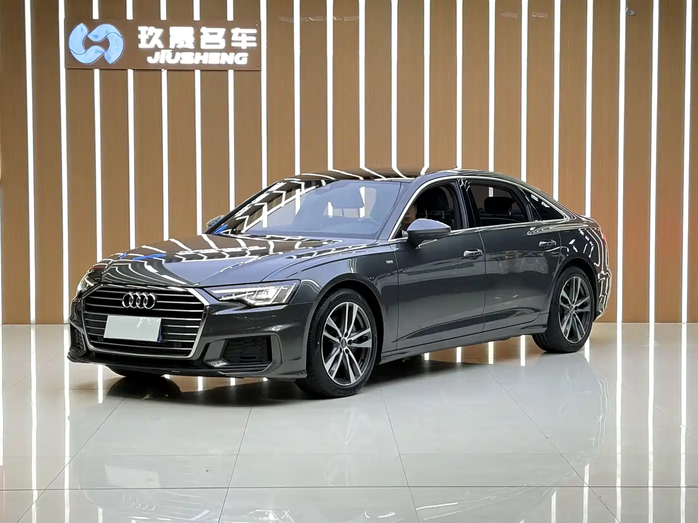 Audi A6L 2021 40 TFSI Luxury Sport