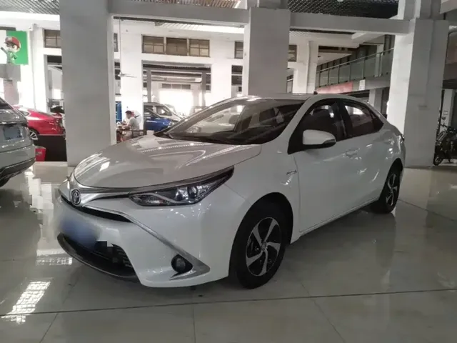 Toyota Levin 2017 Facelift Hybrid 1.8H GS E-CVT Elite Sunroof Edition China V