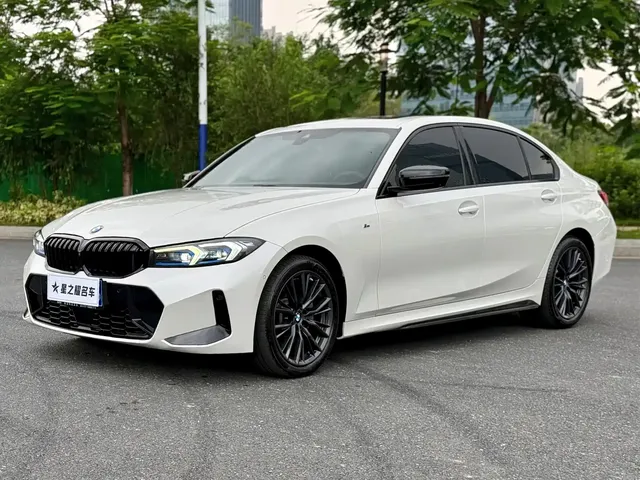 BMW 3 Series 2023 330Li M Sport Dark Night Package