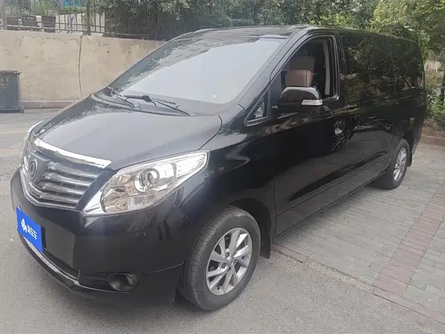 Dongfeng Fengxing Lingzhi PLUS 2021 Wagon 2.0L Manual Luxury 7-Seater