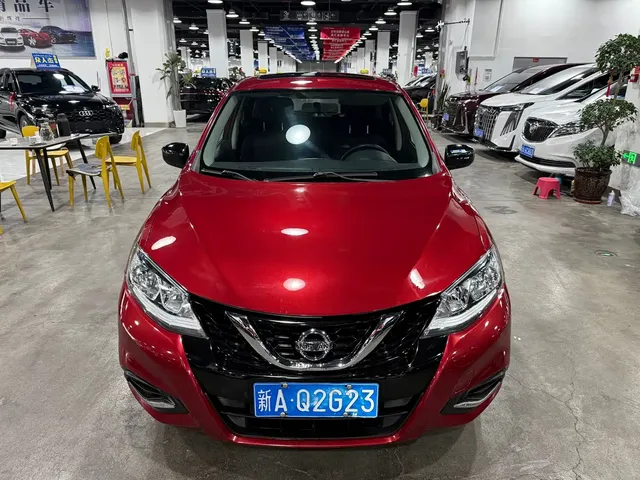 Nissan Tiida 2021 1.6L CVT Cool Edition