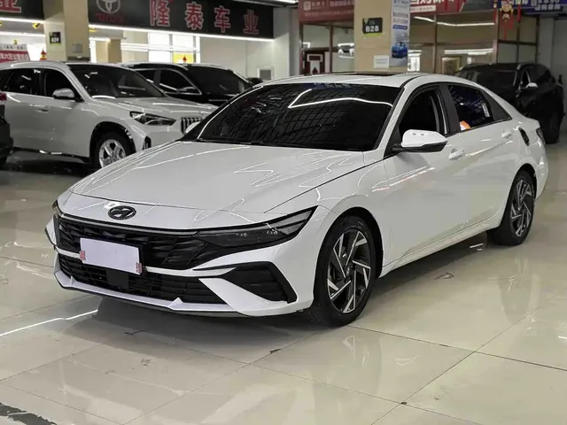 Hyundai Elantra 2023 Model 1.5L CVT LUX Premium Edition